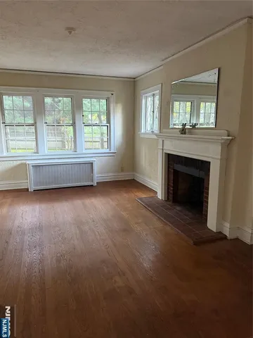 $749,000 | 109 Franklin Turnpike, Ho-Ho-Kus, NJ 07423