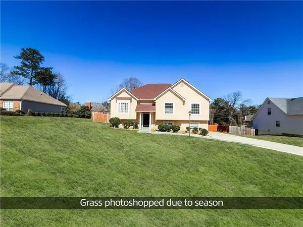 $329,999 | 2950 Mandy Court, Jonesboro, GA 30236