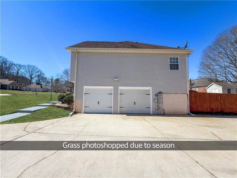 2950 Mandy Court Jonesboro, GA 30236 - Photo 4 of 40