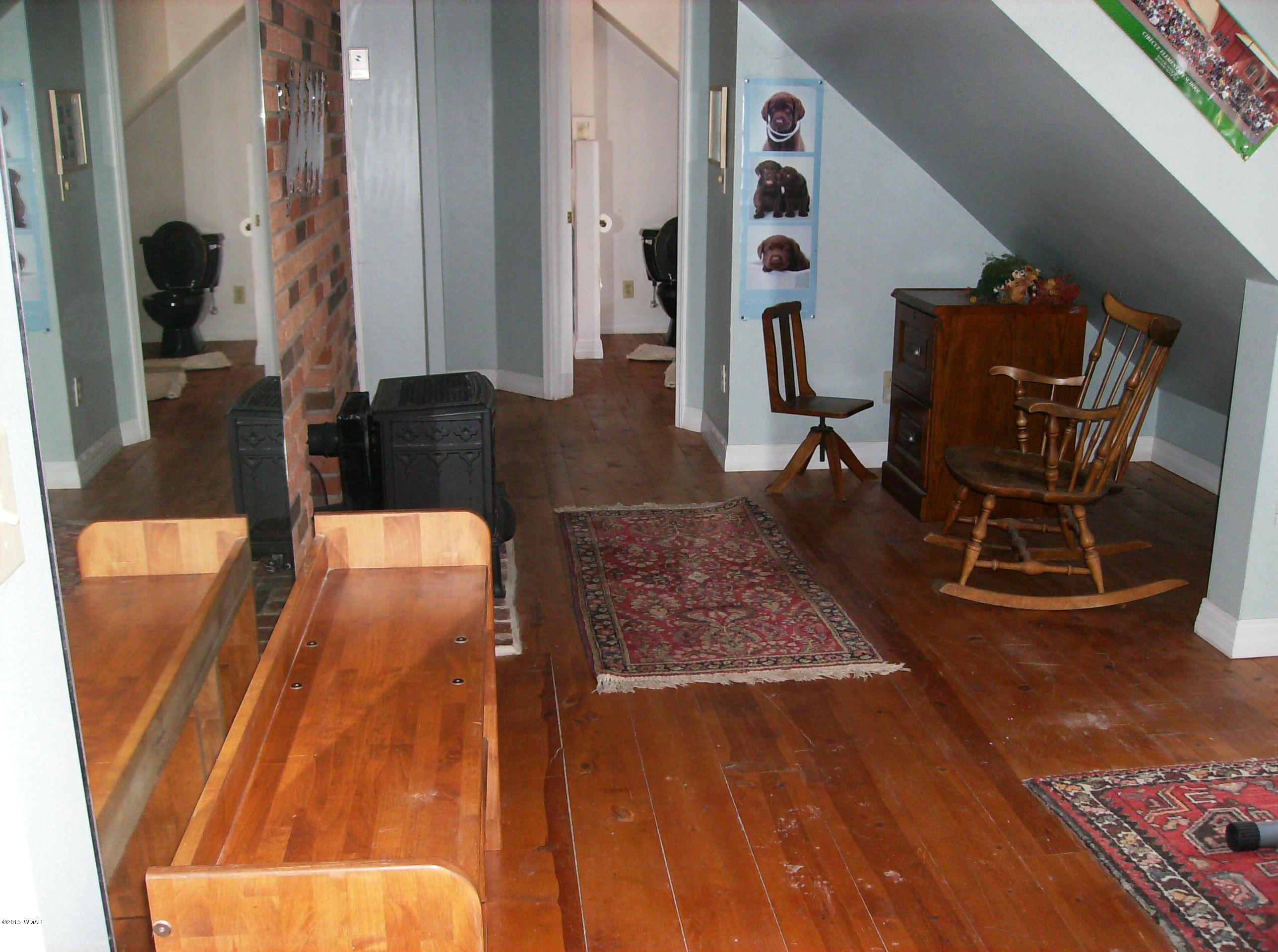 137 Spruce Road Vernon, AZ 85940 - Photo 17 of 61