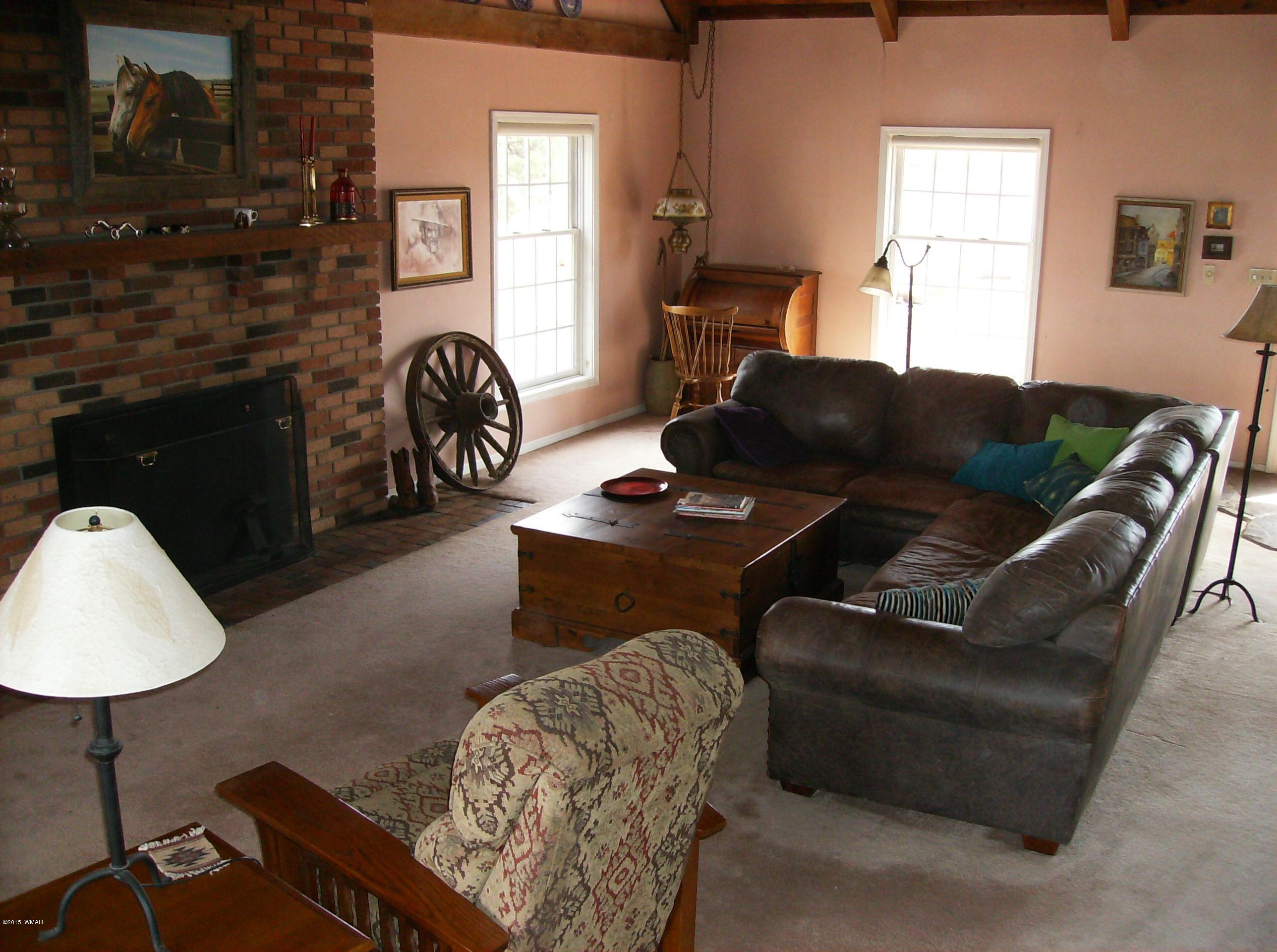 137 Spruce Road Vernon, AZ 85940 - Photo 18 of 61