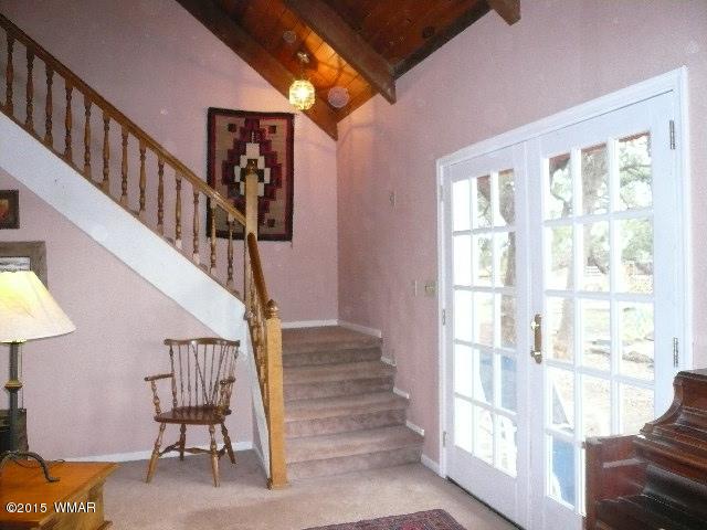 137 Spruce Road Vernon, AZ 85940 - Photo 10 of 61