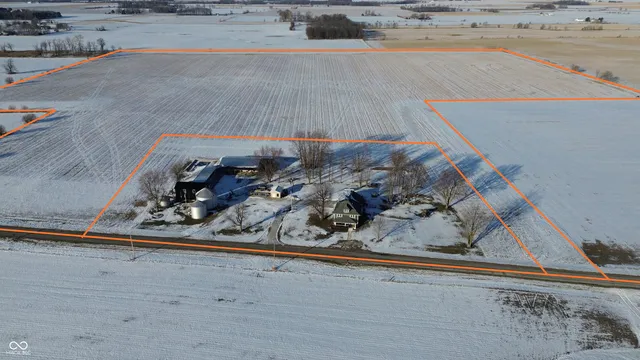 $500,000 | 7150 South County Rd 1100 East, Kirklin, IN 46050