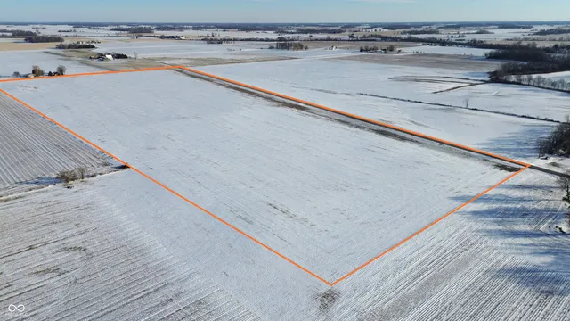 $500,000 | 7150 South County Rd 1100 East, Kirklin, IN 46050