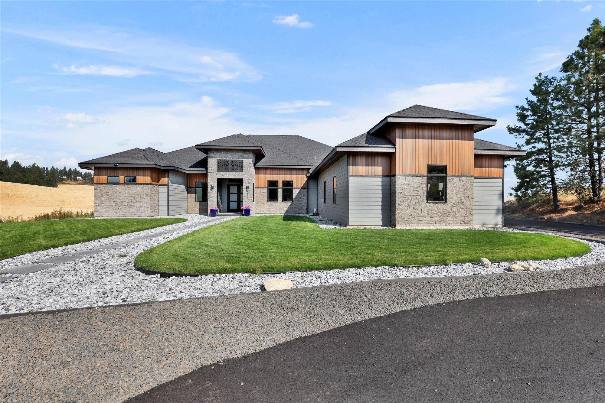 5110 West Hayden Lane Spokane, WA 99208 - Photo 1 of 50