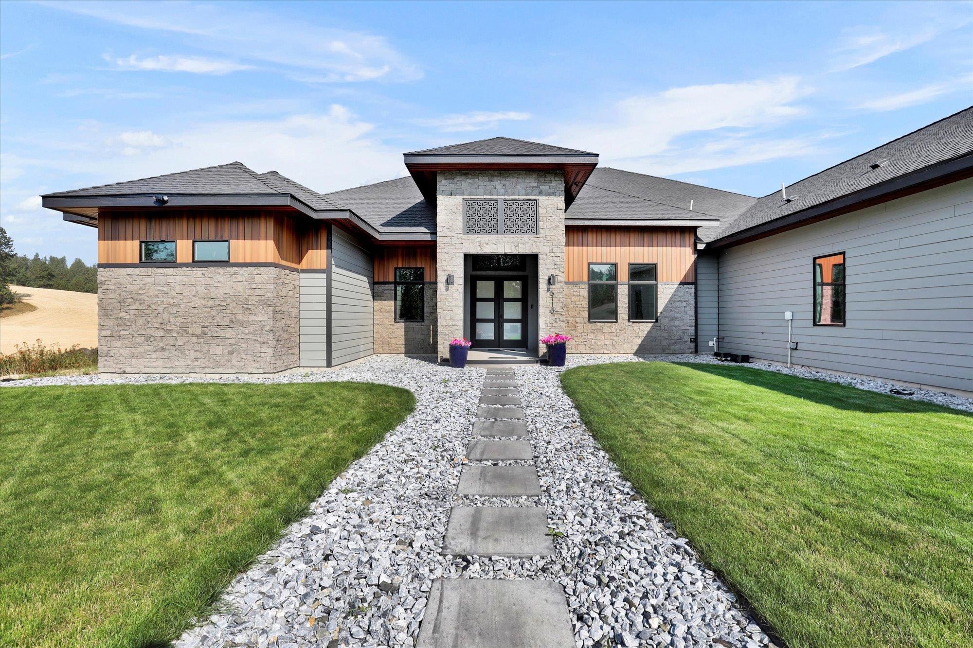 5110 West Hayden Lane Spokane, WA 99208 - Photo 2 of 50