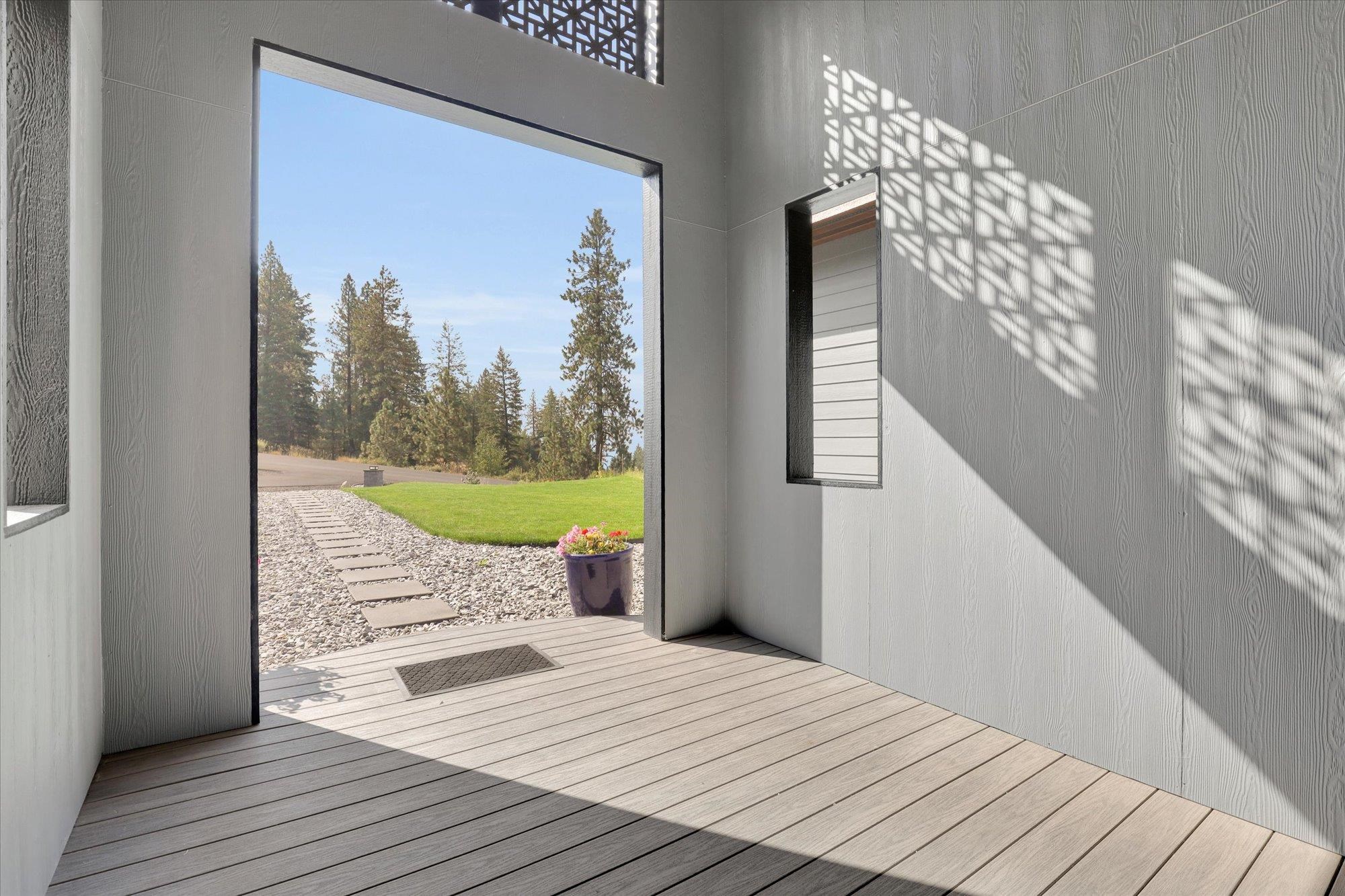 5110 West Hayden Lane Spokane, WA 99208 - Photo 4 of 50