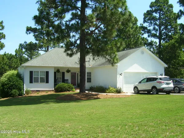 $2,000 | 183 Bellhaven Drive, Carthage, NC 28327