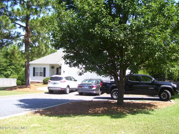 $2,000 | 183 Bellhaven Drive, Carthage, NC 28327