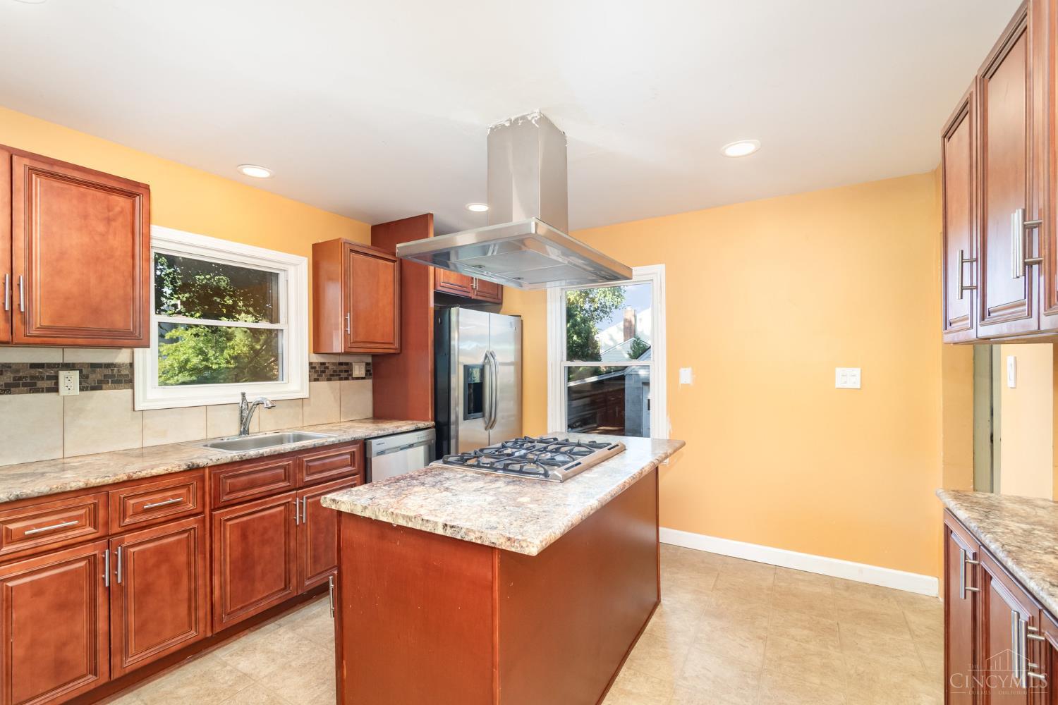 1019 8 Mile Road Cincinnati, OH 45255 - Photo 11 of 26