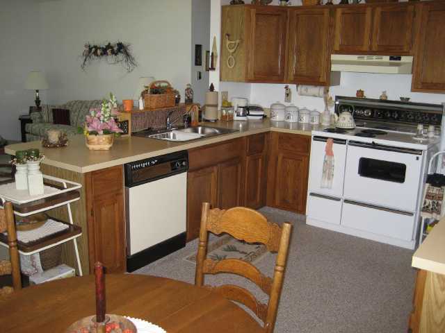 175 Timber Ridge Drive Pickerington, OH 43147 - Photo 7 of 13 Gallery Image 7