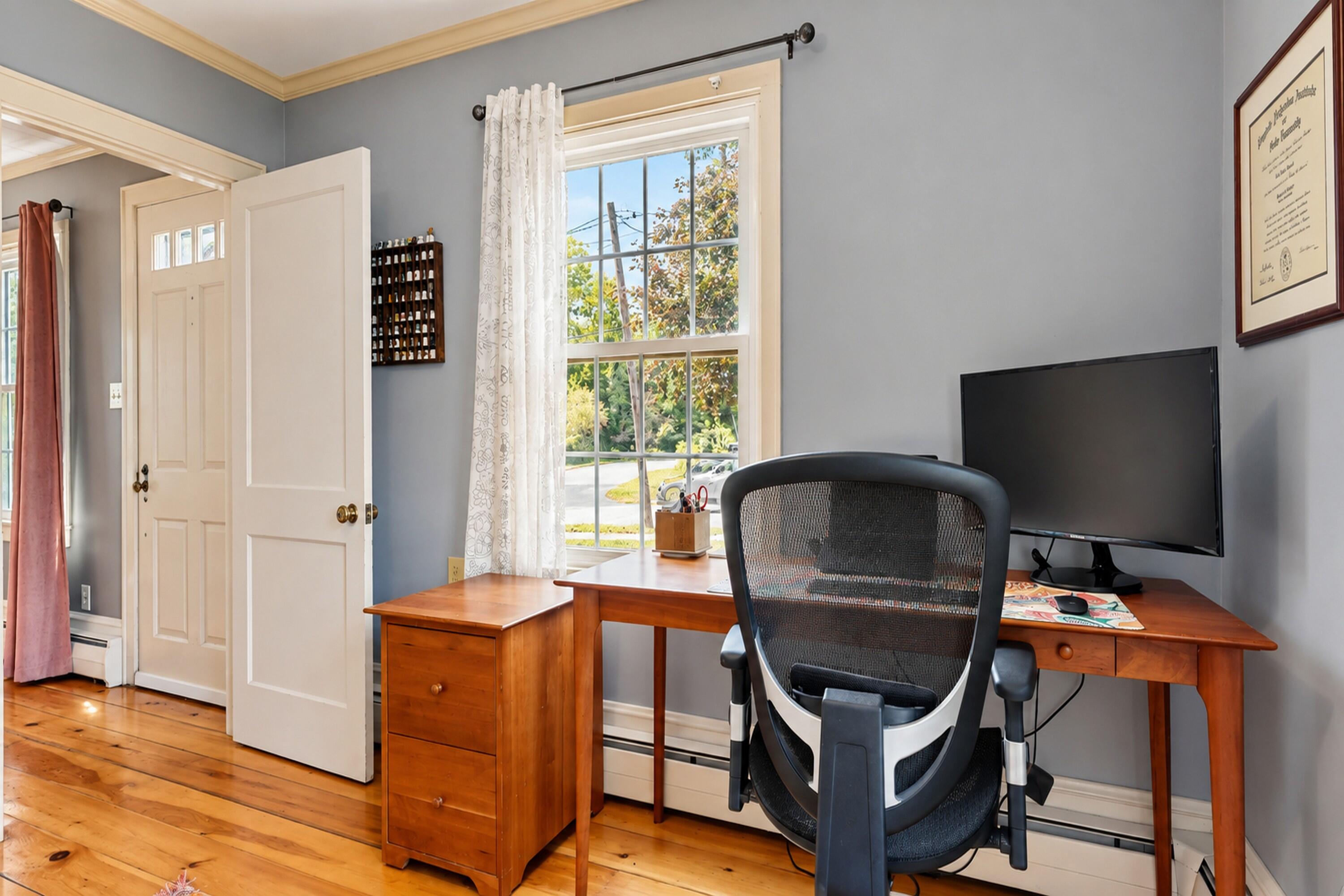 261 Main Street Cumberland, ME 04021 - Photo 14 of 44 14