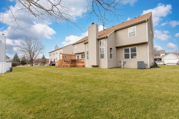 $649,900 | 6085 Irene Drive, Hoffman Estates, IL 60192