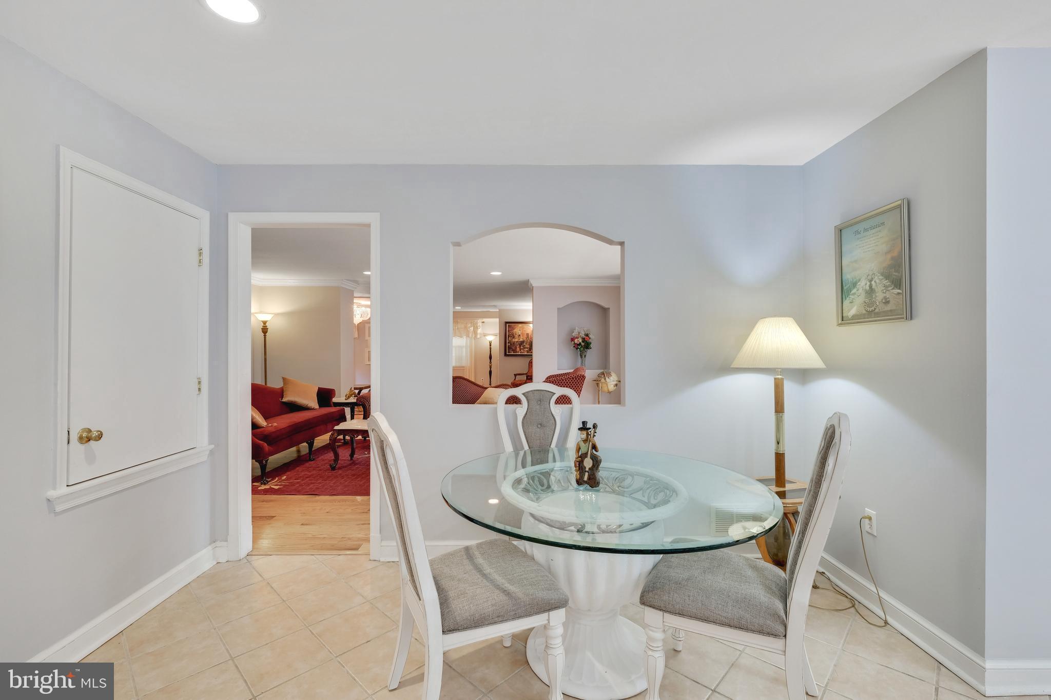 9713 River Road Potomac, MD 20854 - Photo 14 of 58 TABLE SPACE