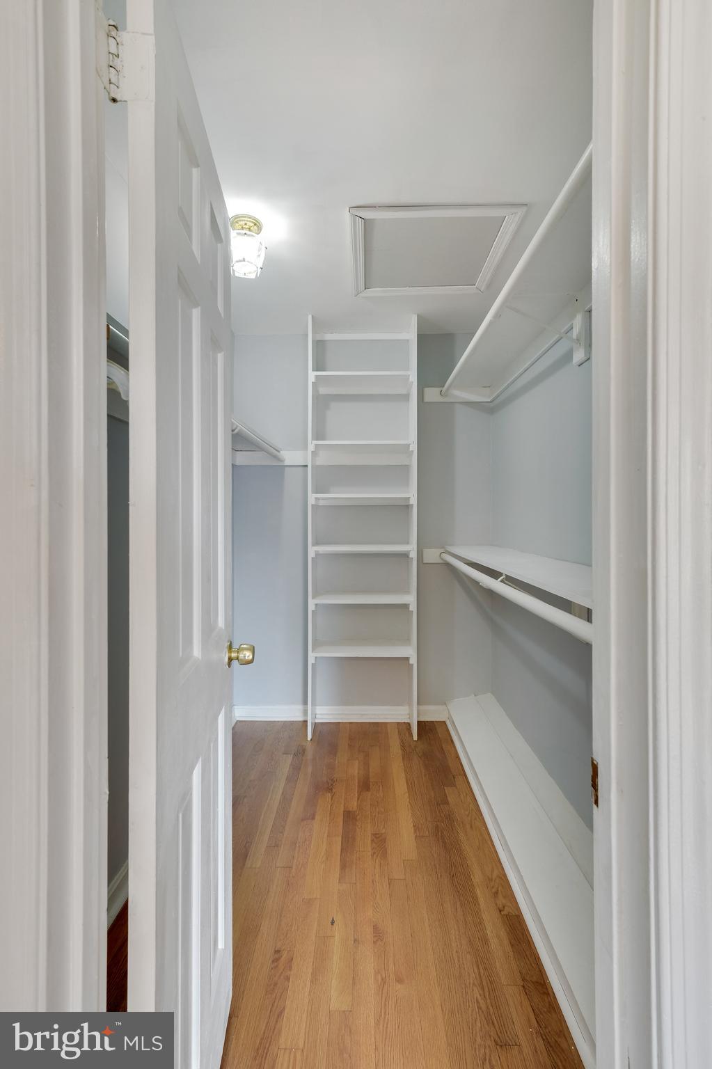 9713 River Road Potomac, MD 20854 - Photo 31 of 58 OWNER'S SUITE