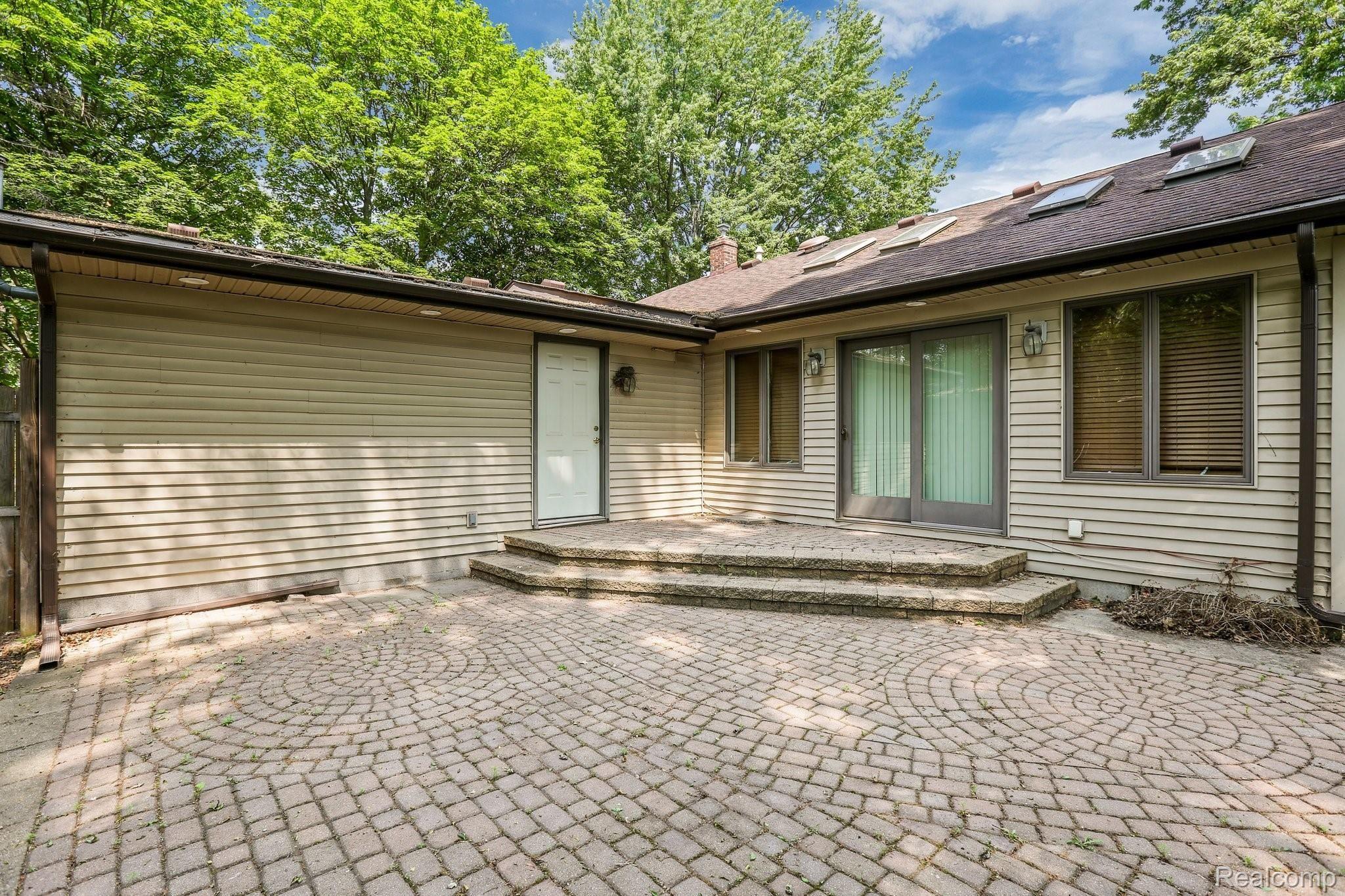 50568 Ryan Road Utica, MI 48317 - Photo 23 of 29 29-web-or-mls-50568 Ryan Rd0028.jpg