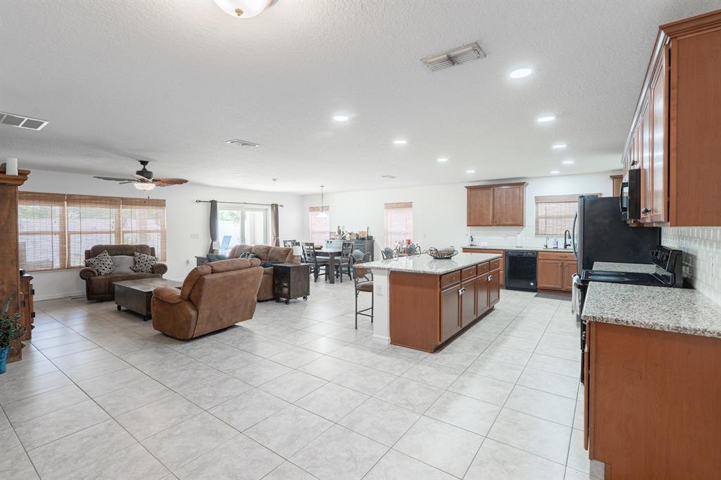 11331 Brighton Knoll Loop Riverview, FL 33579 - Photo 4 of 62