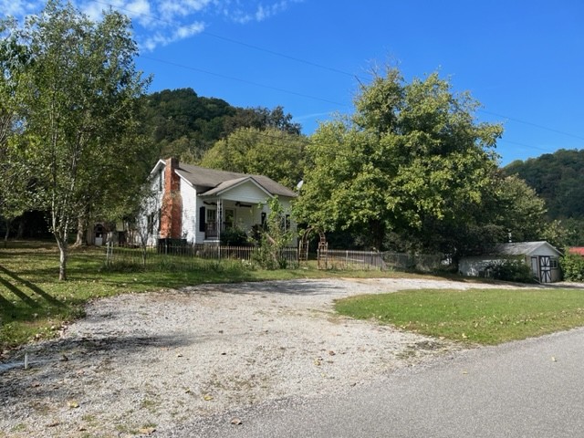 303 Little Creek Road Pleasant Shade, TN 37145 - Photo 3 of 38 Gallery Image 3