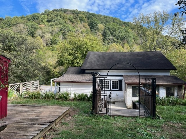 303 Little Creek Road Pleasant Shade, TN 37145 - Photo 32 of 38 Gallery Image 32