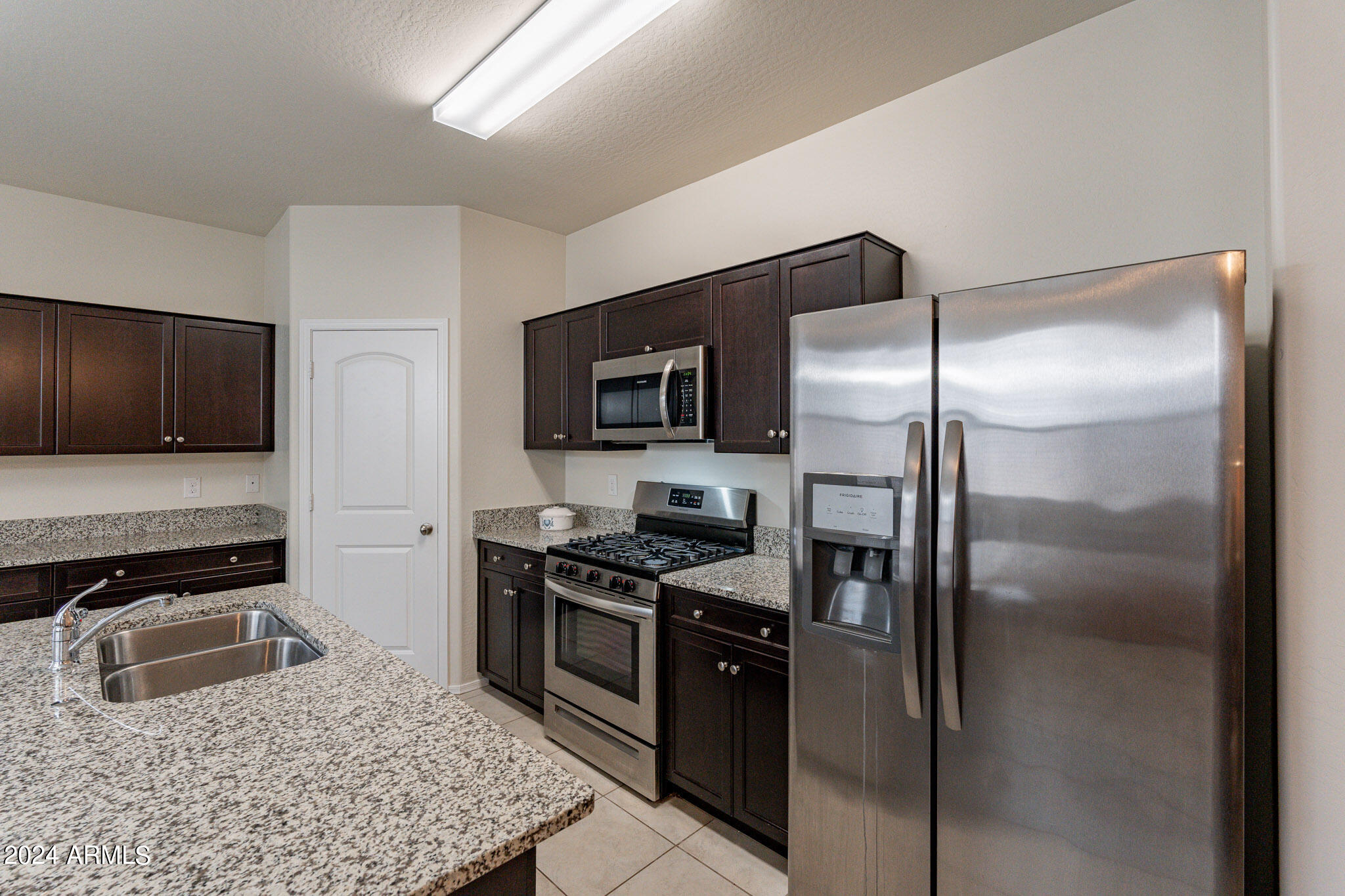 30897 West Picadilly Road Buckeye, AZ 85396 - Photo 11 of 41 11-web-or-mls-Picadilly-11