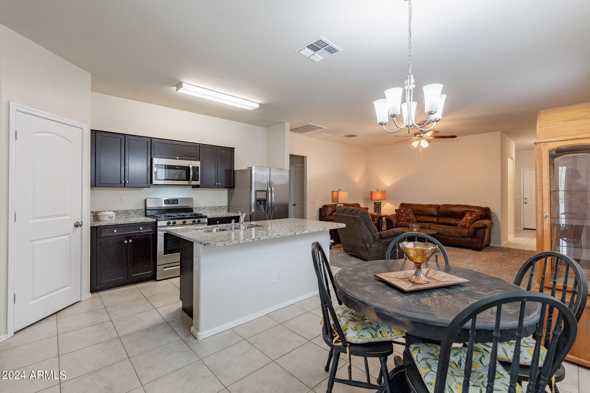 30897 West Picadilly Road Buckeye, AZ 85396 - Photo 17 of 41 17-web-or-mls-Picadilly-17