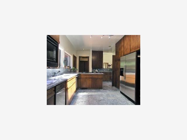 16012 Flintlock Road Cupertino, CA 95014 - Photo 4 of 9