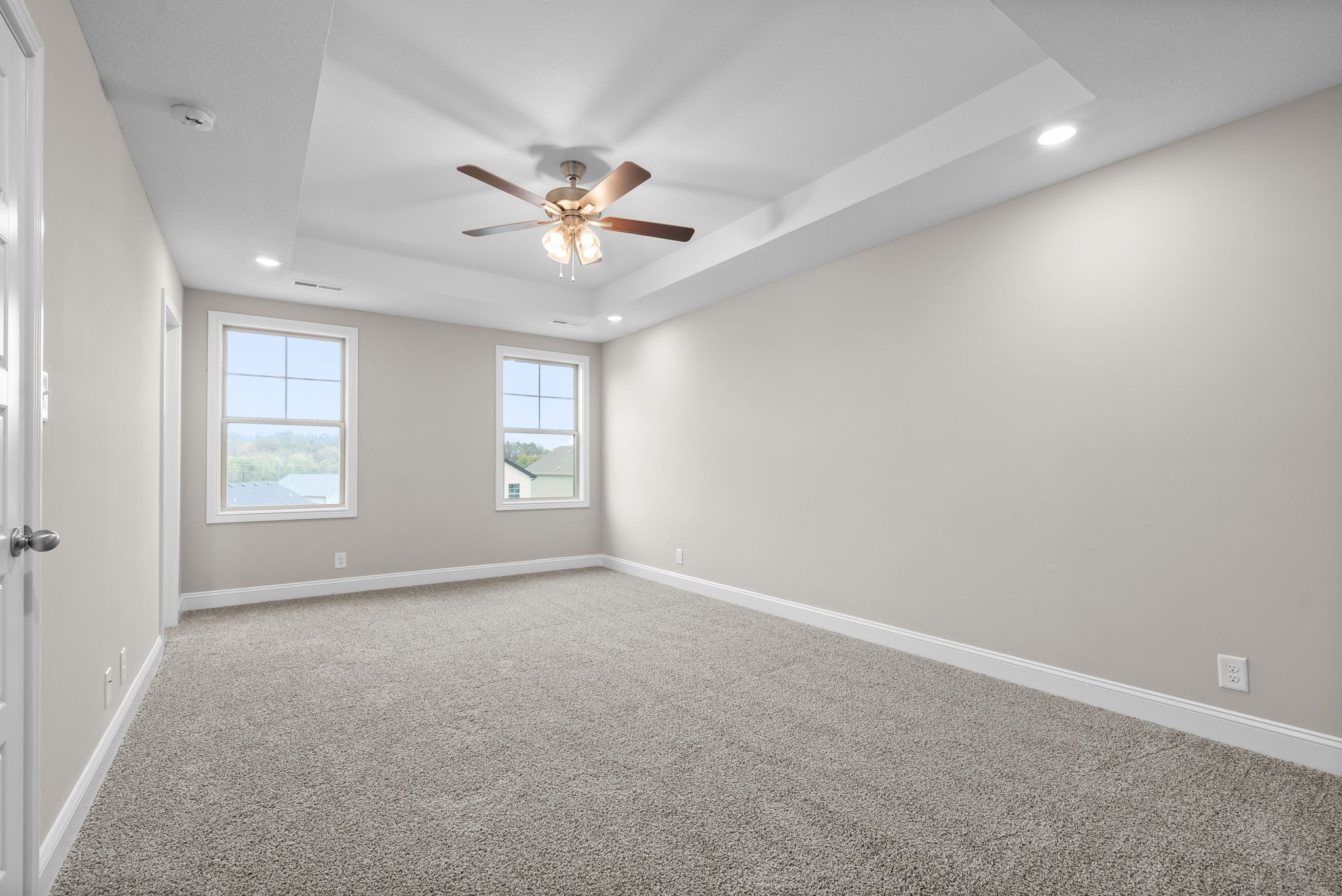 4 Echo Ridge Oak Grove, KY 42262 - Photo 13 of 29 an empty room with windows and fan