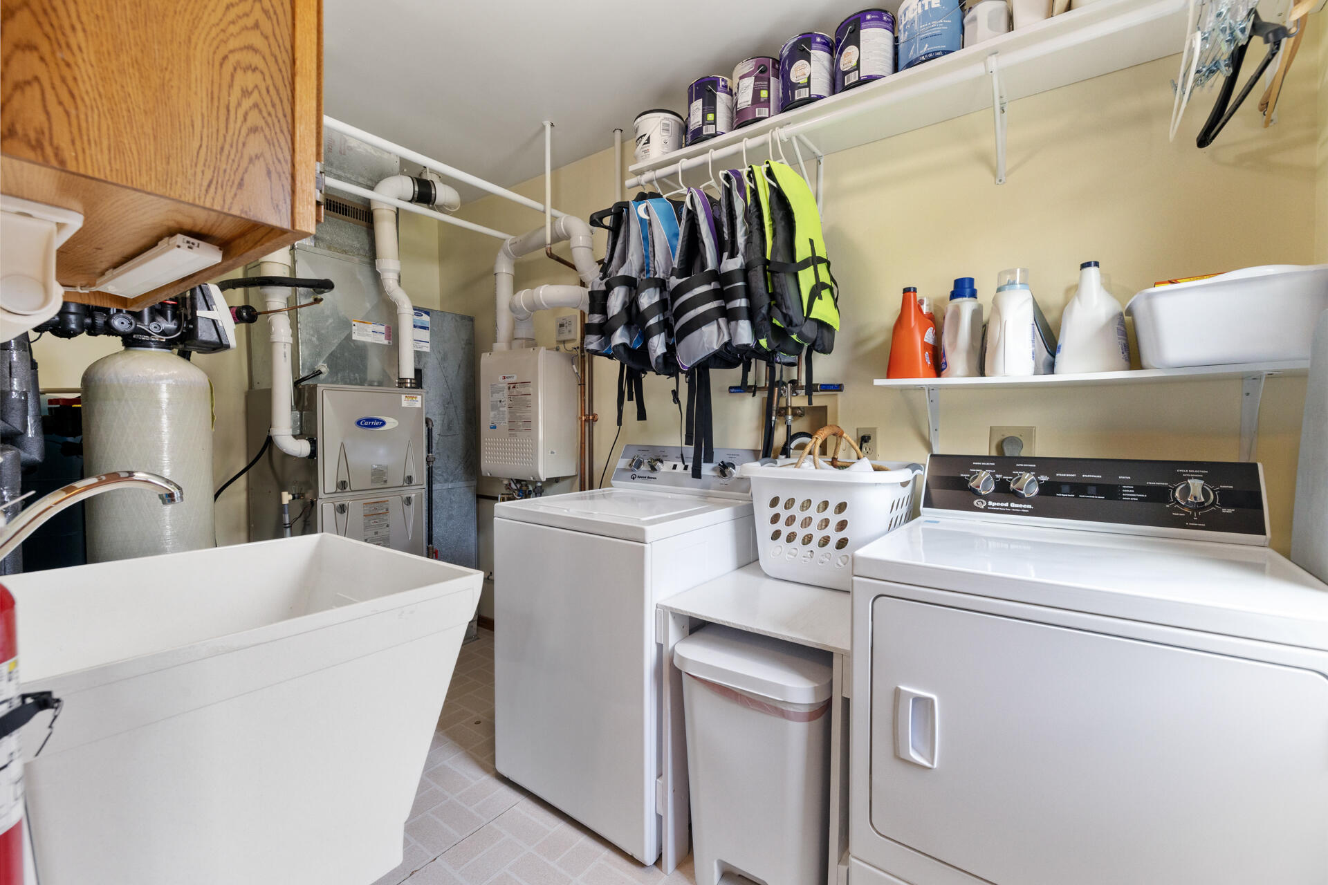 N7598 Sandy Beach Road Taycheedah, WI 54935 - Photo 22 of 34 Utility room - main level