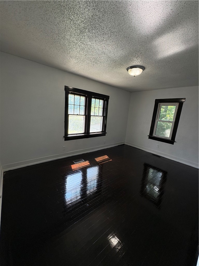1095 East Clay Street Decatur, IL 62521 - Photo 13 of 18