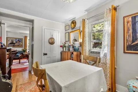 $699,000 | 310 Oak Lane, Newburgh, NY 12550