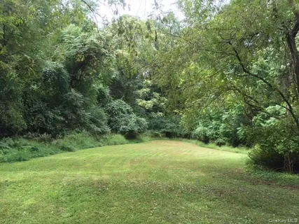 $699,000 | 310 Oak Lane, Newburgh, NY 12550