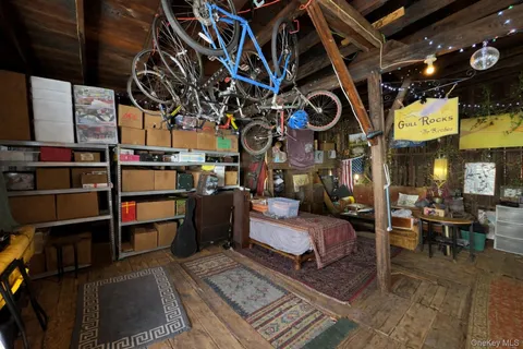 $699,000 | 310 Oak Lane, Newburgh, NY 12550