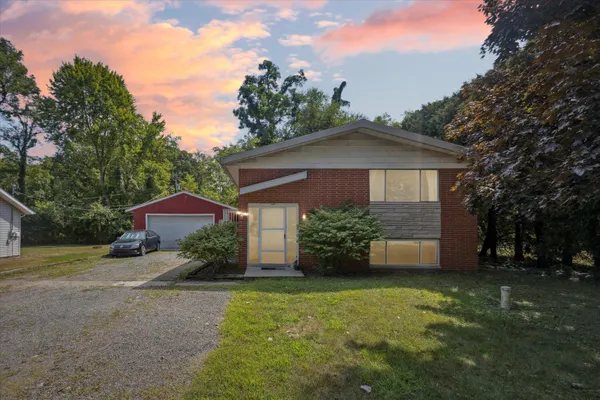 $249,995 | 7039 Curtis Drive, Coloma, MI 49038