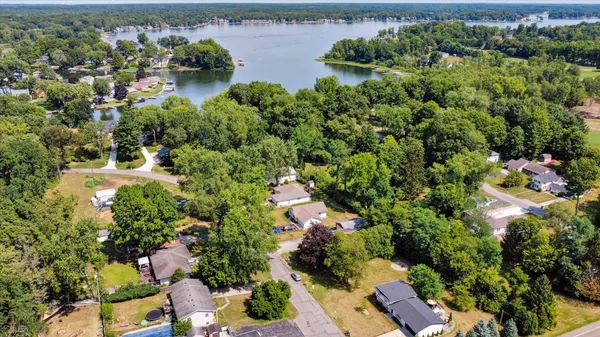 $249,995 | 7039 Curtis Drive, Coloma, MI 49038