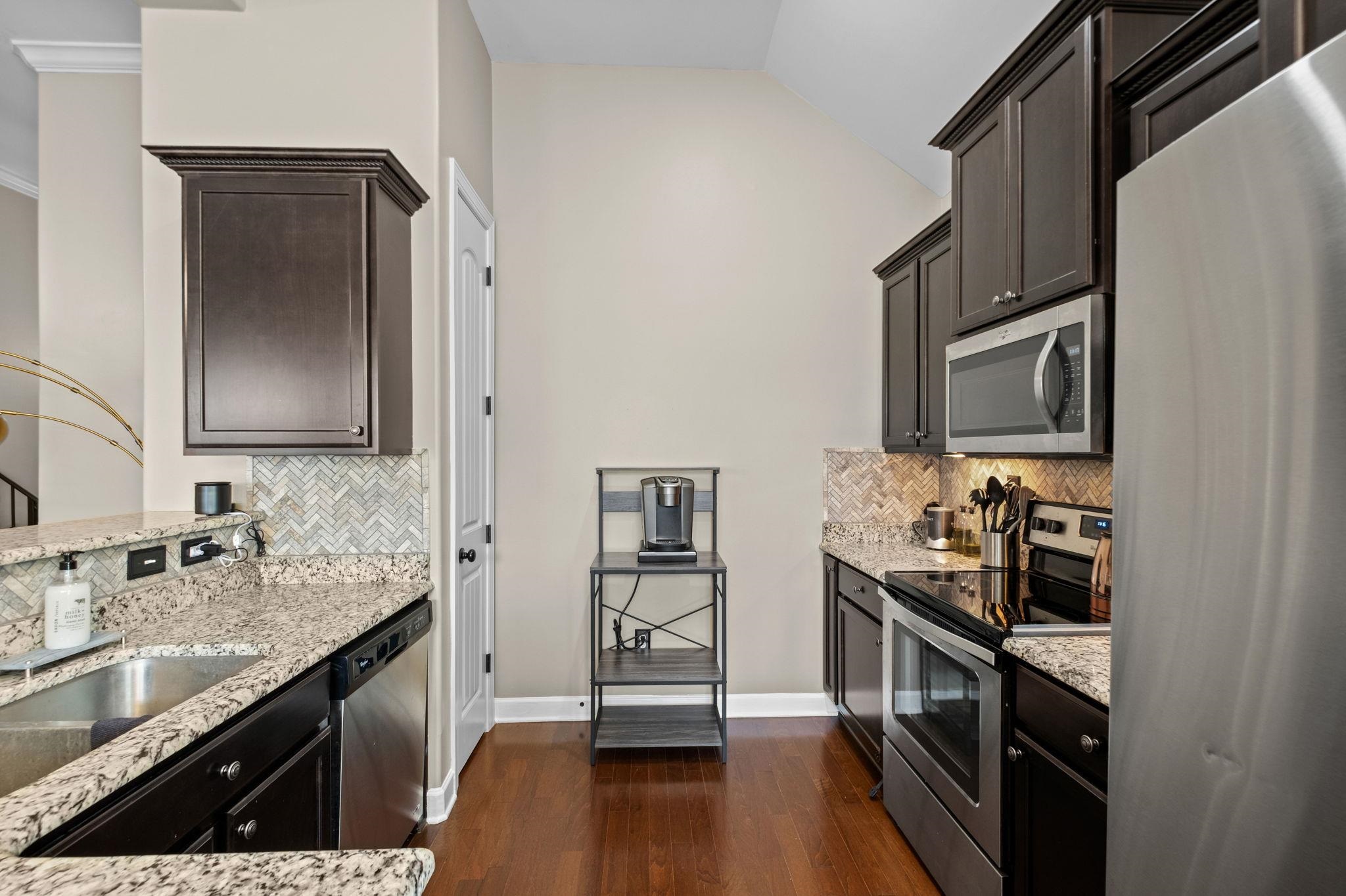 9250 Windy Meadow Lane Cordova, TN 38016 - Photo 8 of 22 Gallery Image 8