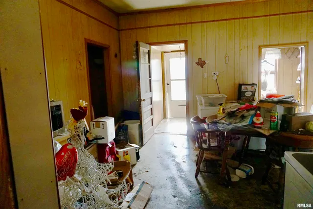 $28,000 | 205 9th Street, Colp, IL 62918