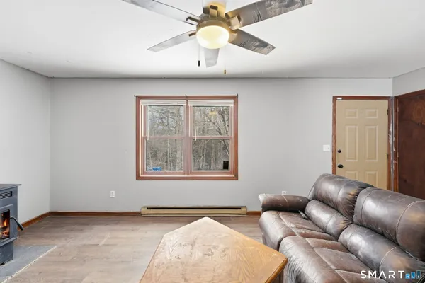 $305,000 | 361 Pasay Road, Thompson, CT 06255