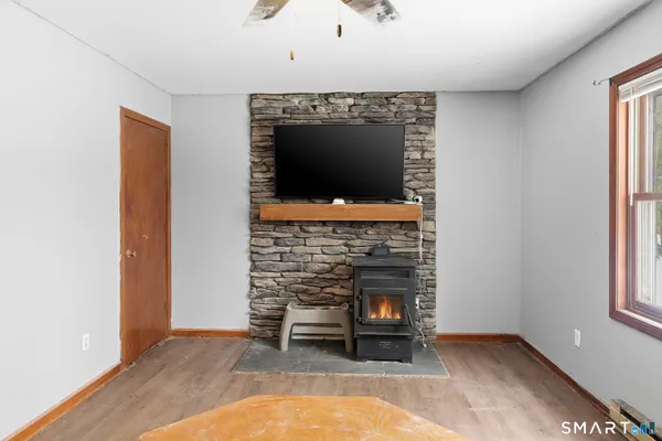 $299,900 | 361 Pasay Road, Thompson, CT 06255