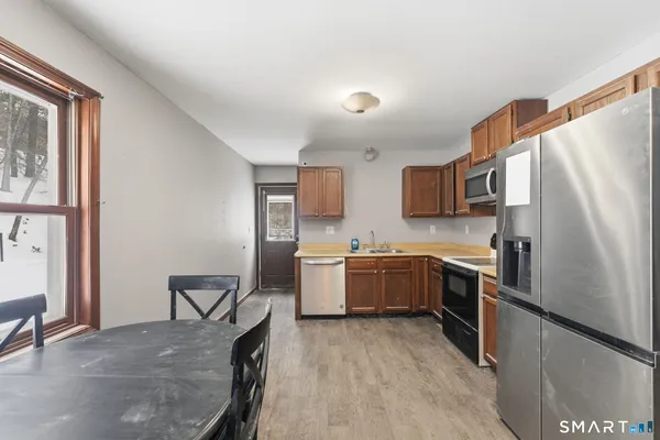 $299,900 | 361 Pasay Road, Thompson, CT 06255