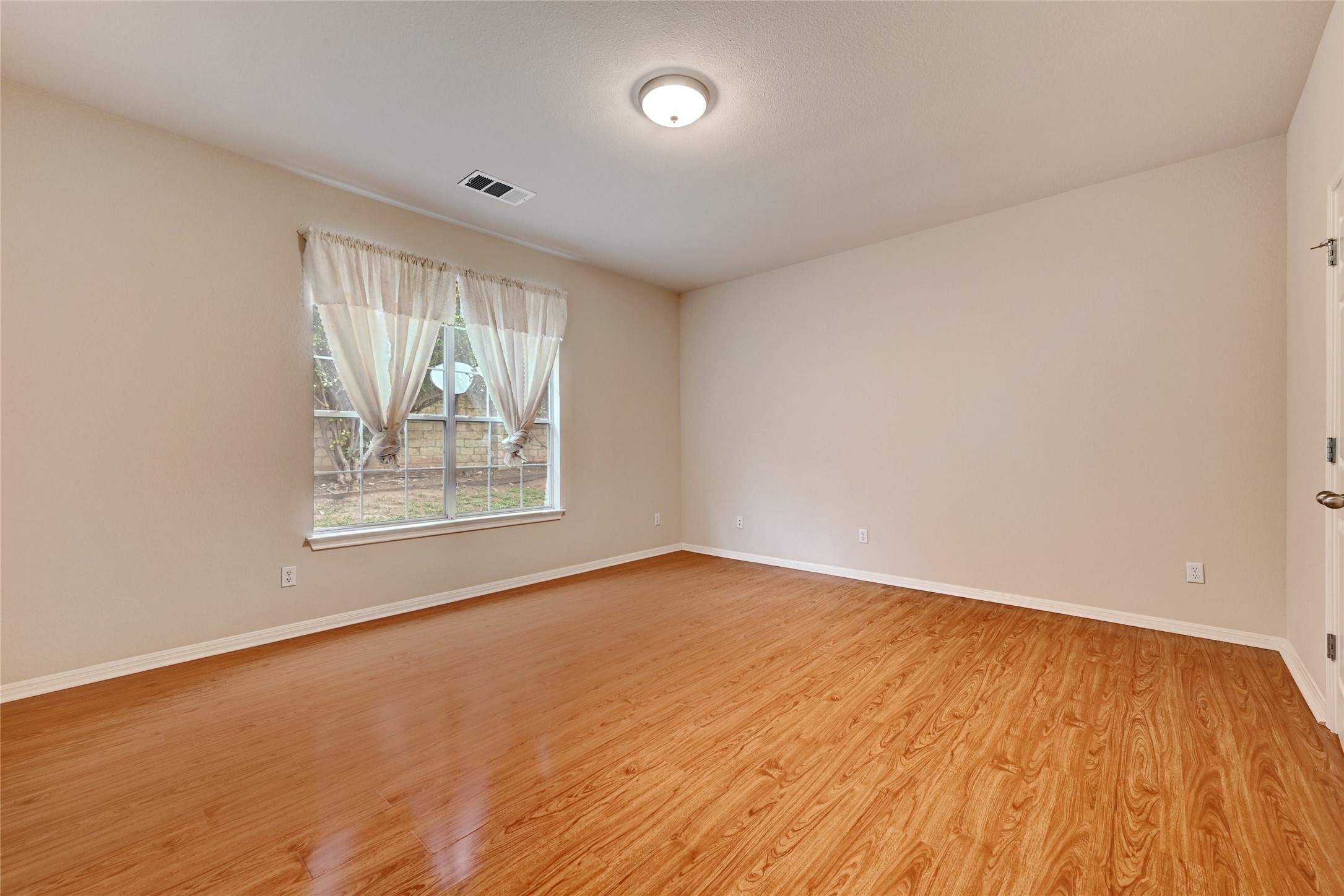 411 West St Elmo Road, Unit 34 Austin, TX 78745 - Photo 16 of 34