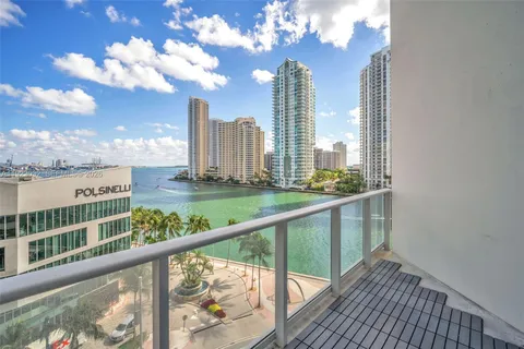 $480,000 | 300 South Biscayne Boulevard, Unit L822, Miami, FL 33131