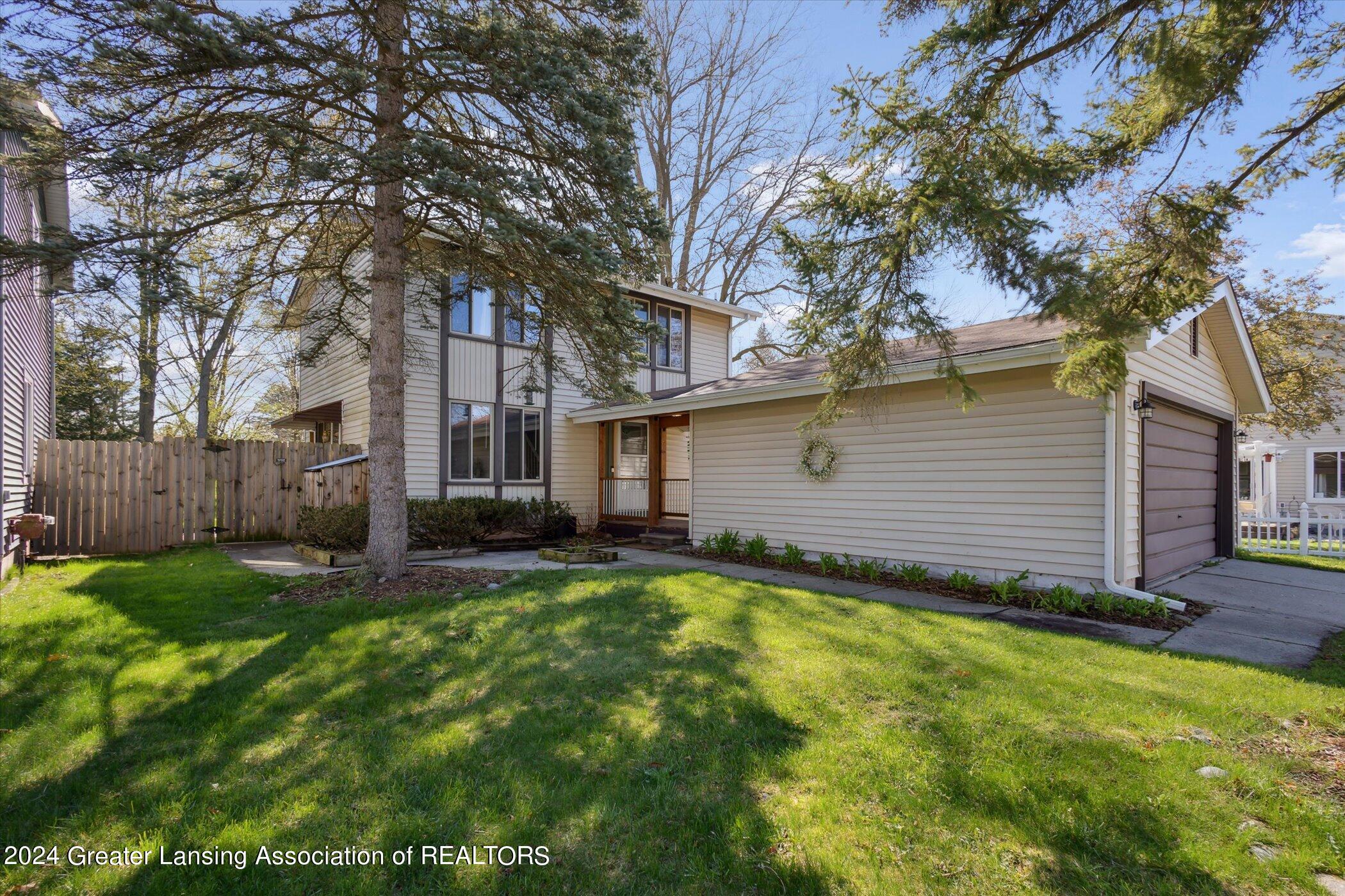 02-3033-Scarborough-Rd-Lansing-MI-48910-