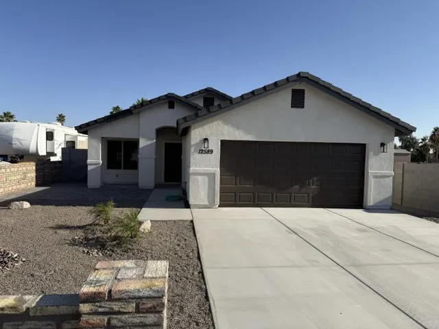 $310,000 | 12589 East 35th Place, Yuma, AZ 85367