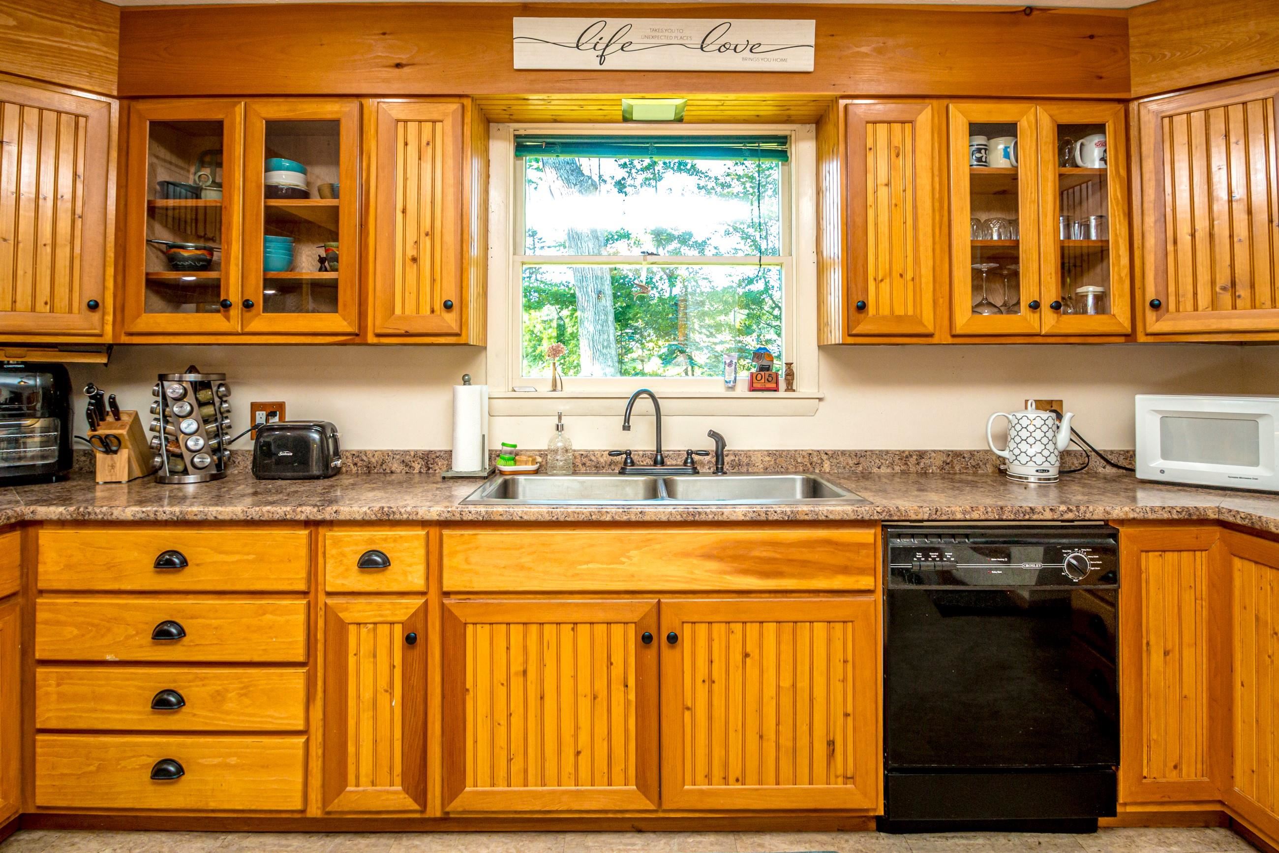 196 Bridgton Road Fryeburg, ME 04037 - Photo 8 of 40 Gallery Image 8