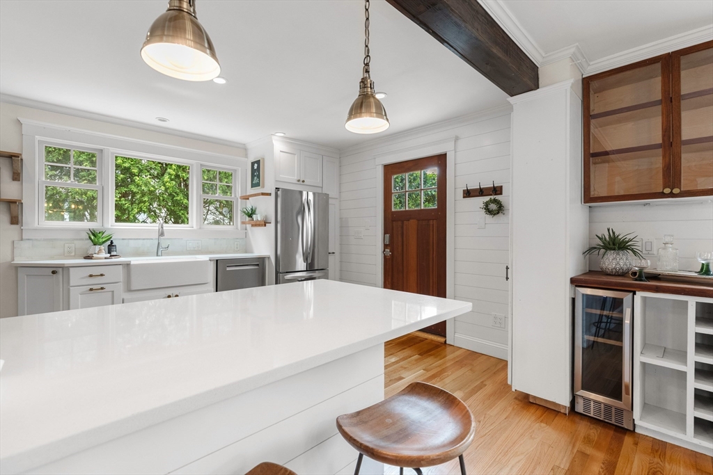 22 Prince Street Marblehead, MA 01945 - Photo 13 of 33