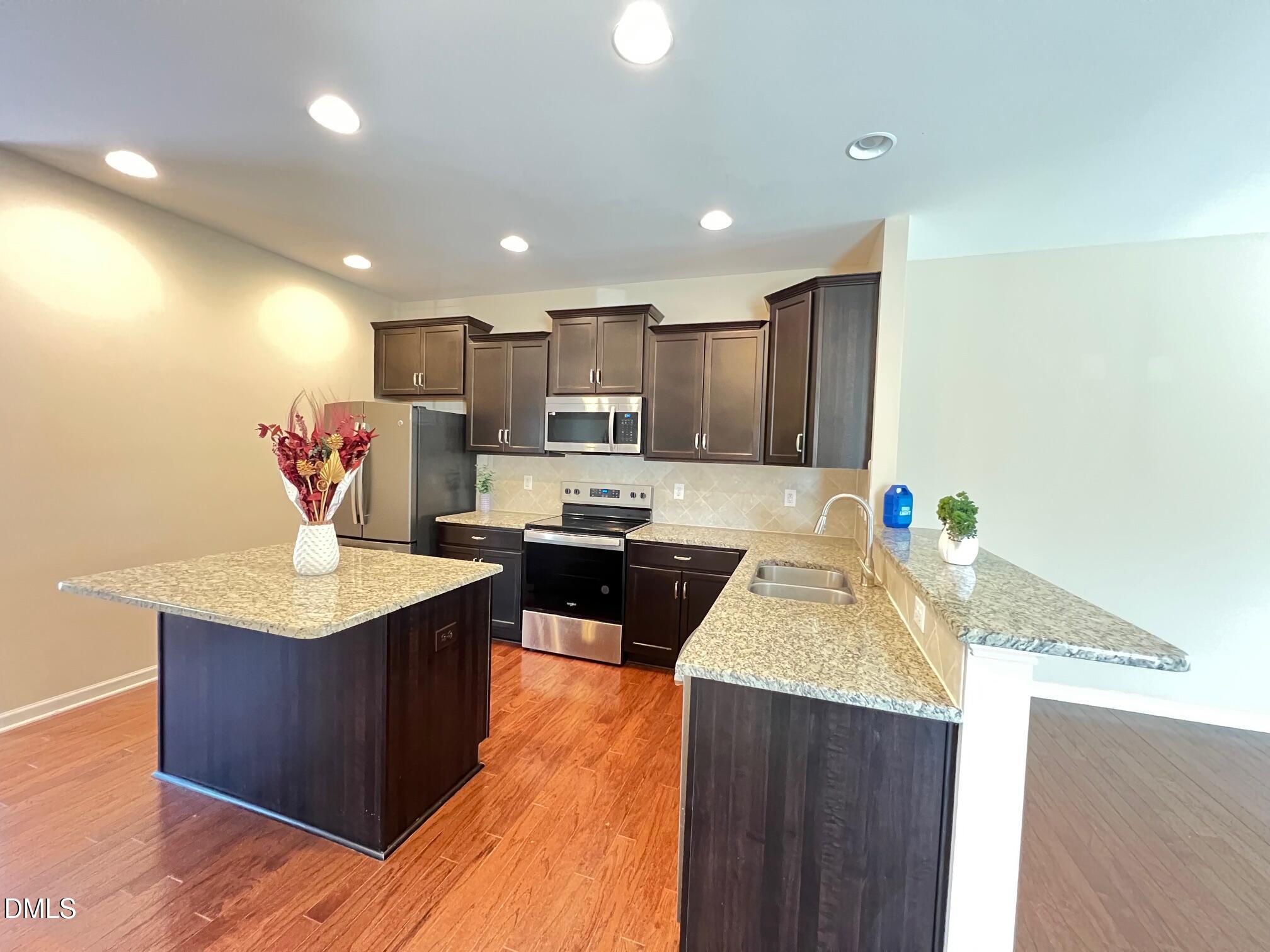 1112 Renewal Place Raleigh, NC 27603 - Photo 4 of 12 kitchen2