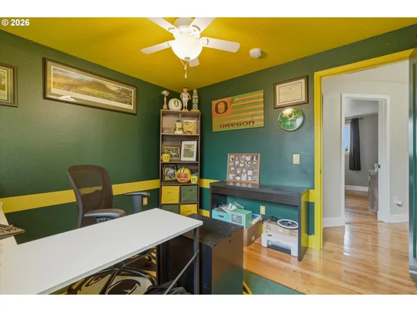 $559,900 | 3895 Southeast Pelton Avenue, Troutdale, OR 97060