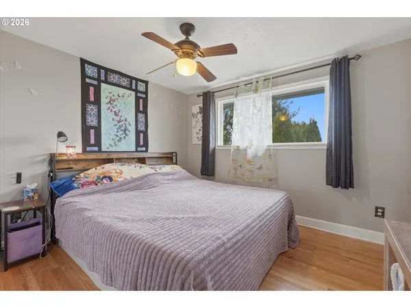 $559,900 | 3895 Southeast Pelton Avenue, Troutdale, OR 97060