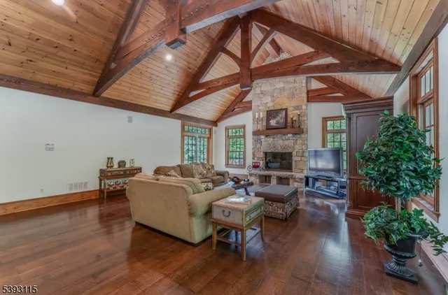 $2,800,000 | 152 White Bridge Road, Pittstown, NJ 08867