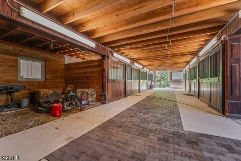 152 White Bridge Road Pittstown, NJ 08867 - Photo 4 of 50